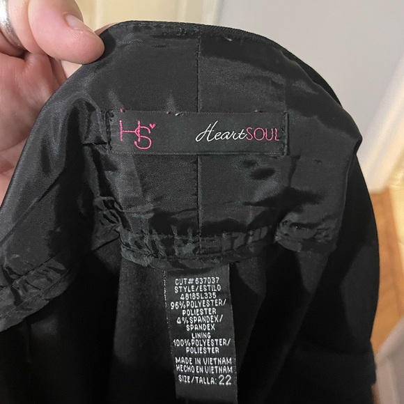 Vintage Y2K HeartSoul Women's Black Low Rise Flare Pants - Picture 3 of 4